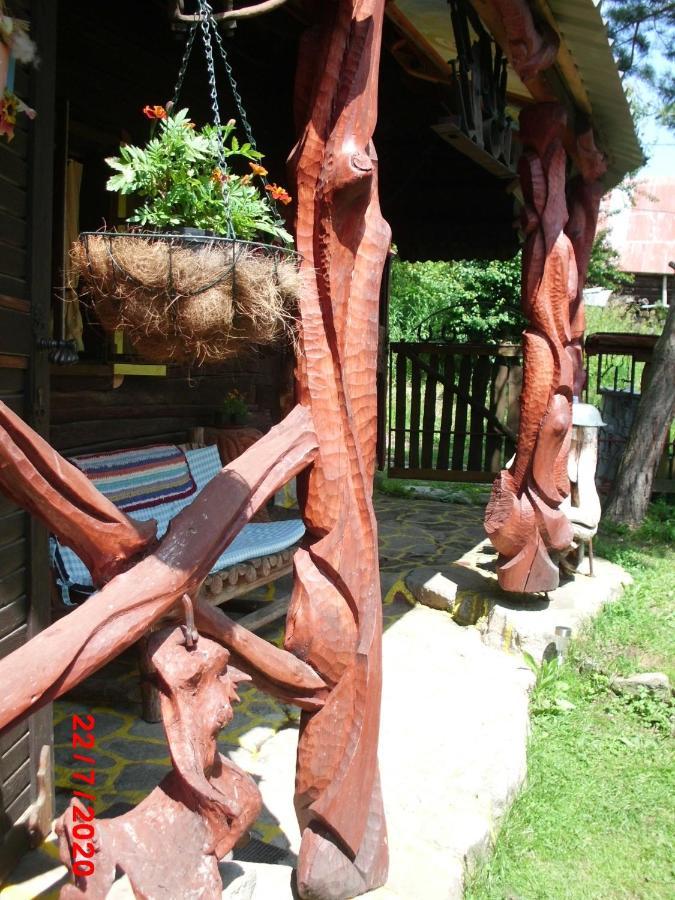 Romanticka Drevenica Липтовска Осада Экстерьер фото